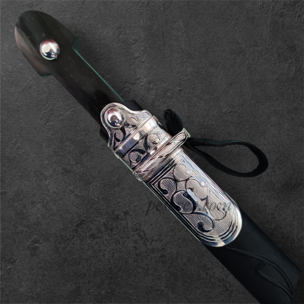 Circassian / Caucasian Kindjal (Dagger) - Damascus Blade, Siver&Niello Decorated